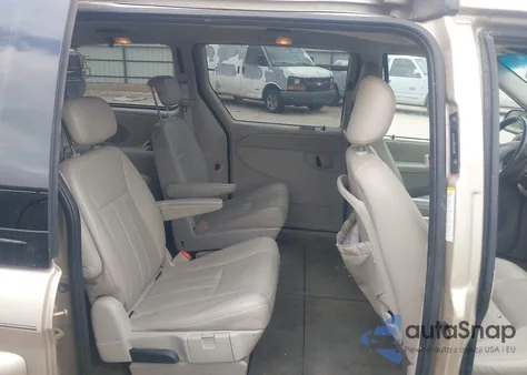 2005 Dodge Grand Caravan Sxt from USA, damaged, VIN 2D4GP44LX5R225080